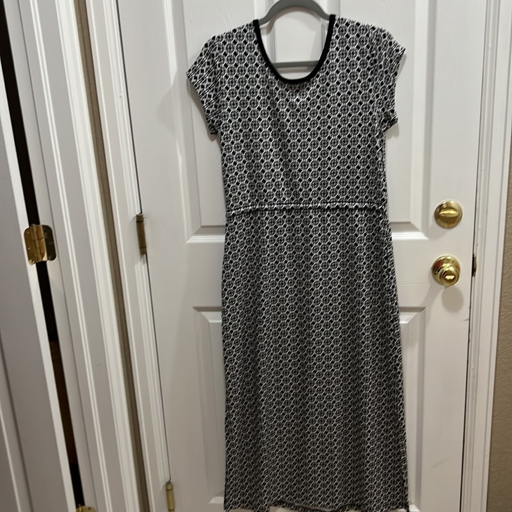 T by Talbots dress size medium petite - Picture 8 of 9